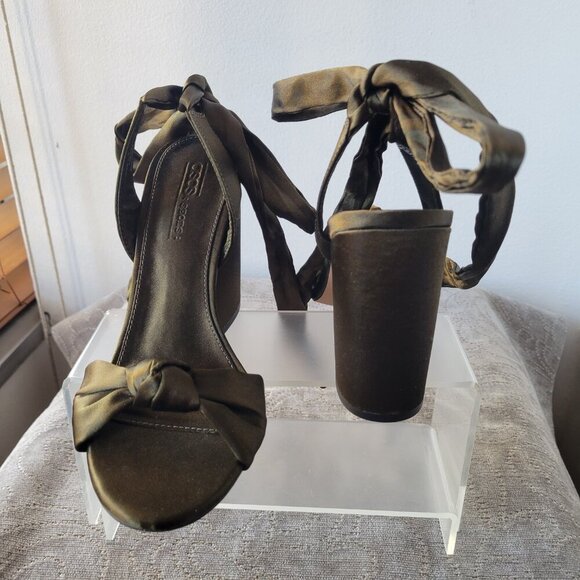 (NWT) ASOS Olive Green Satin Ankle Strap Block Heels Shoes (Size: 8) - Picture 10 of 10